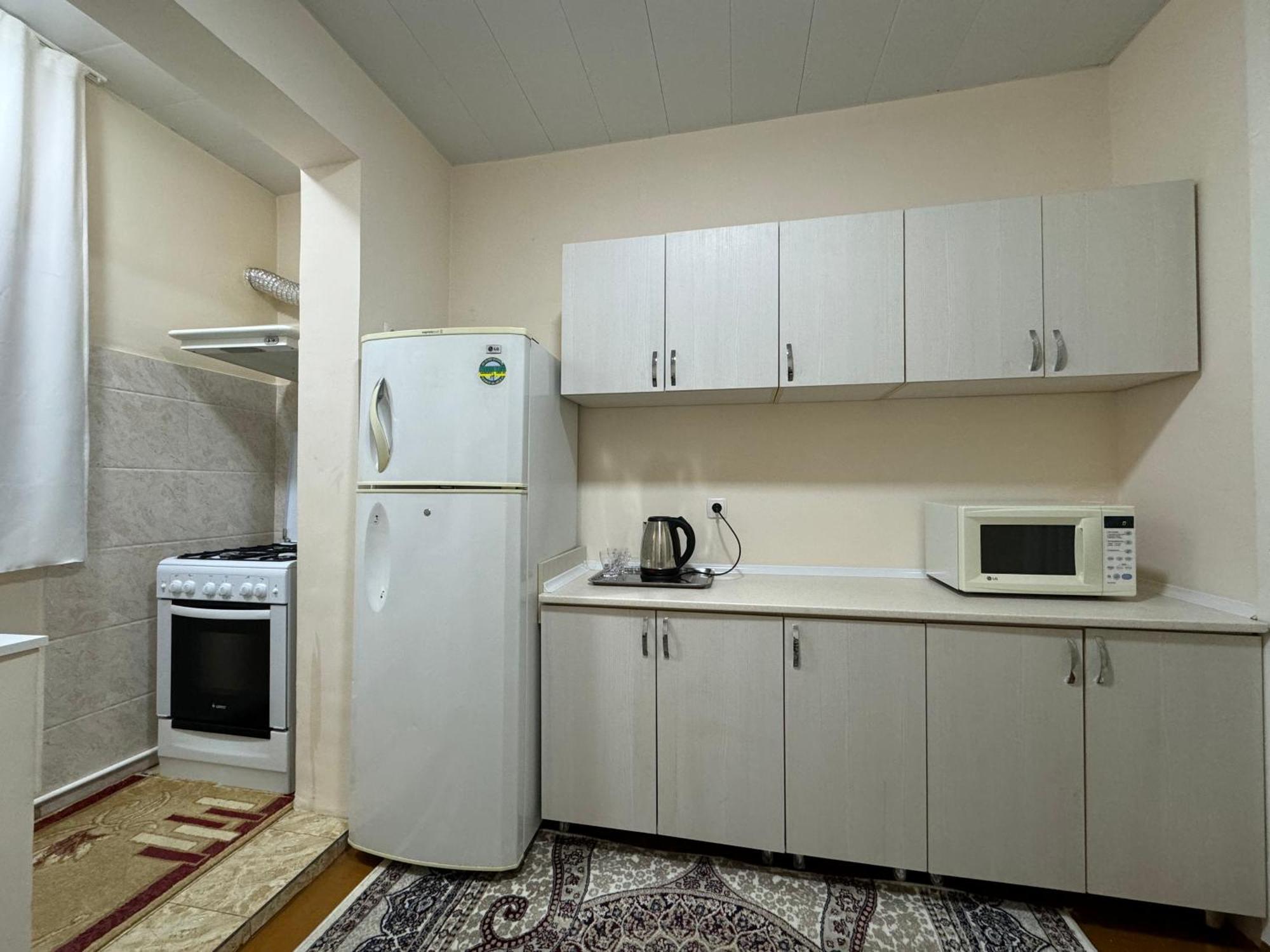 Yunusabad 7 Американский Посольство Tashkent Exterior foto